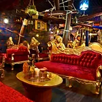 Mobil Confortable Avec Terrasse Pour 6 Personnes - Api-1-52-827 *