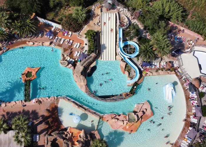 Mobil Confortable Avec Terrasse Pour 6 Personnes - Api-1-52-827 营地