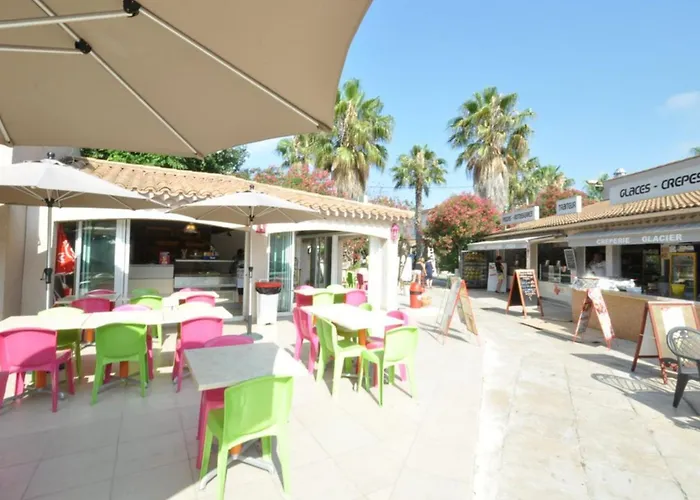 Mobil Confortable Avec Terrasse Pour 6 Personnes - Api-1-52-827 阿格德