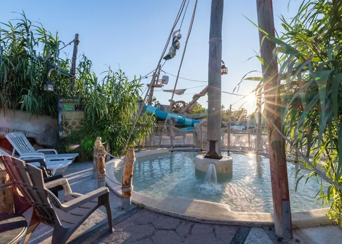 营地 Mobil Confortable Avec Terrasse Pour 6 Personnes - Api-1-52-827 阿格德