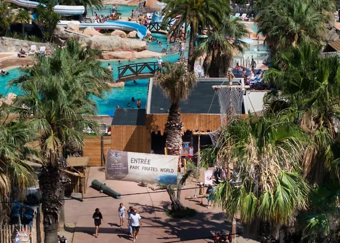 Mobil Confortable Avec Terrasse Pour 6 Personnes - Api-1-52-827 阿格德